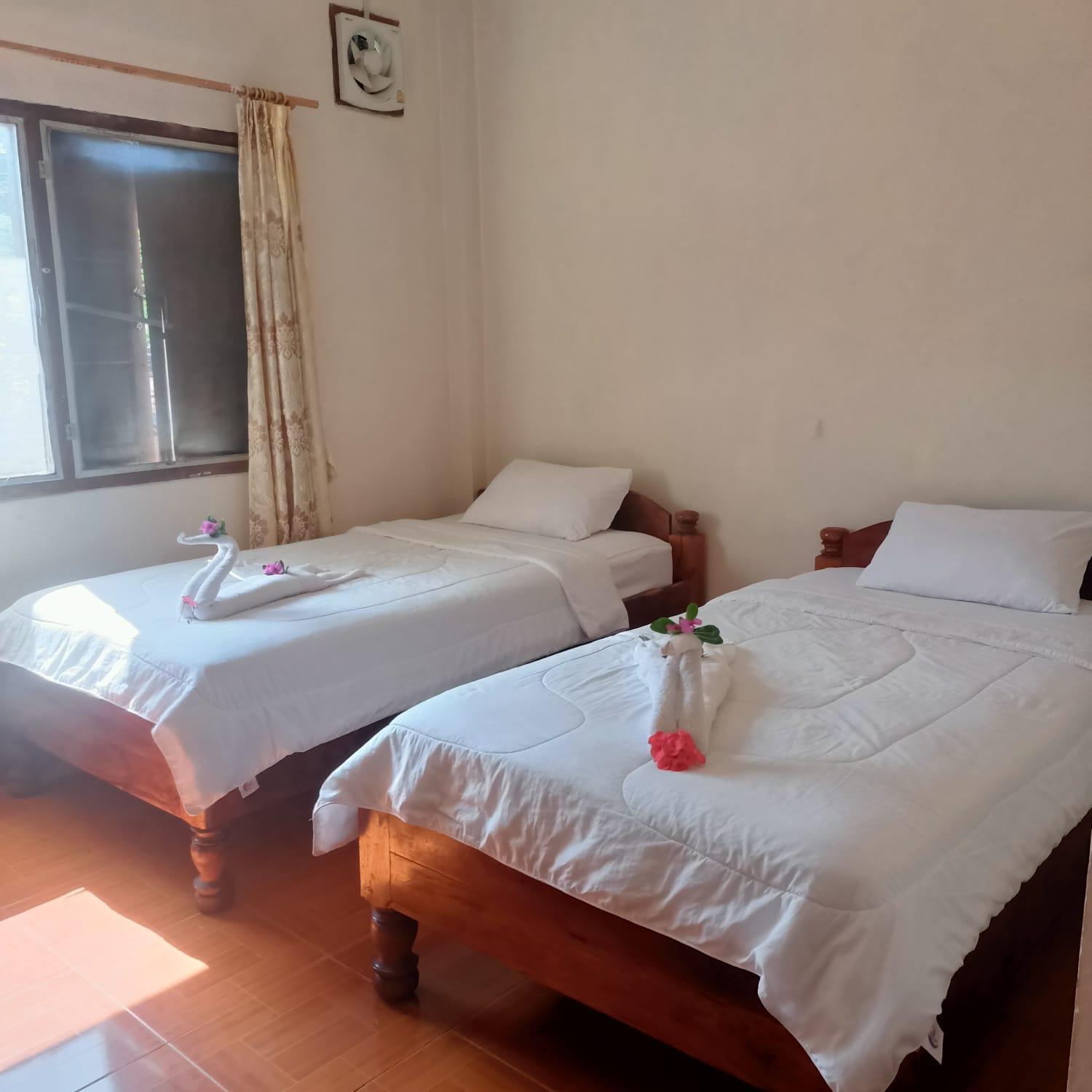 Phonephithak Guesthouse Muang Pakbèng Eksteriør bilde