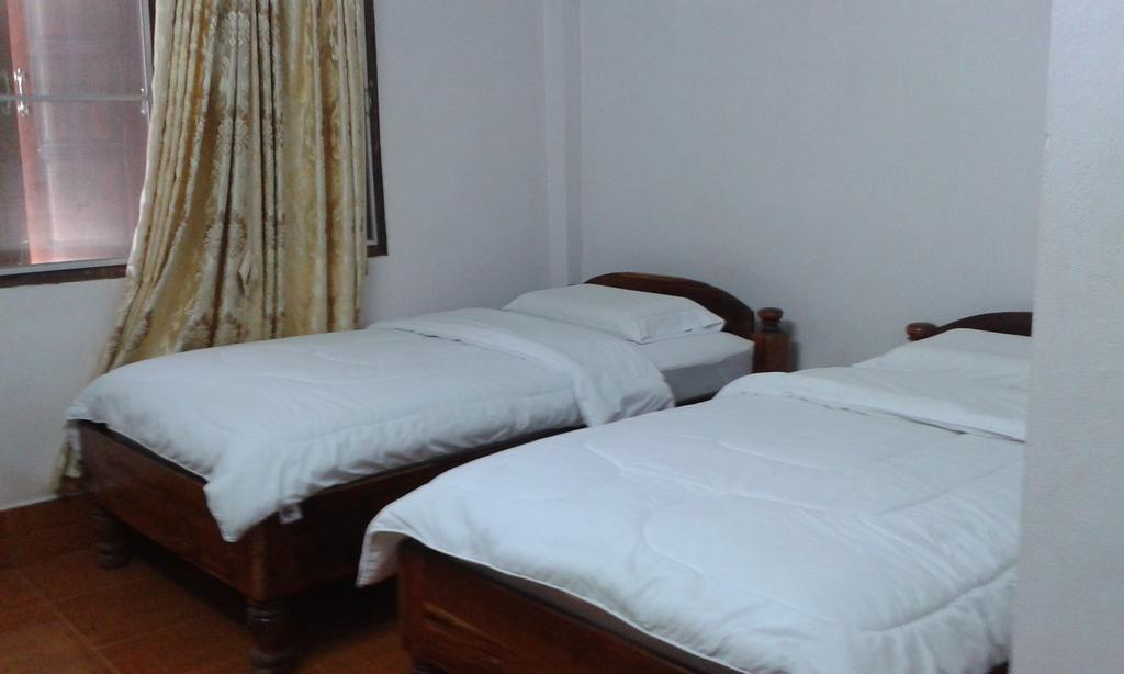 Phonephithak Guesthouse Muang Pakbèng Eksteriør bilde